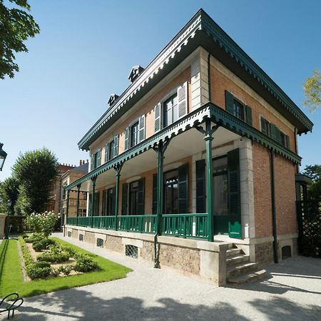 Exceptionnel Chalet Napoleonien Avec Piscine Villa Vichy Exterior photo